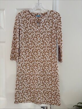 Women’s Brown and White Patterned Shift J McLaughlin Dress